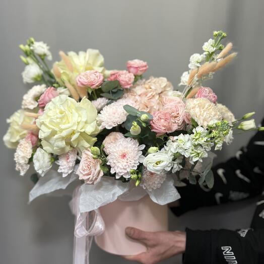 Цветы в коробке