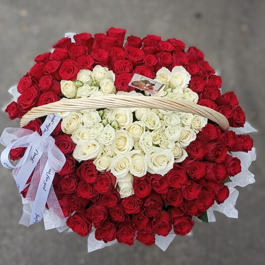 Корзина с сердцем 101 роза