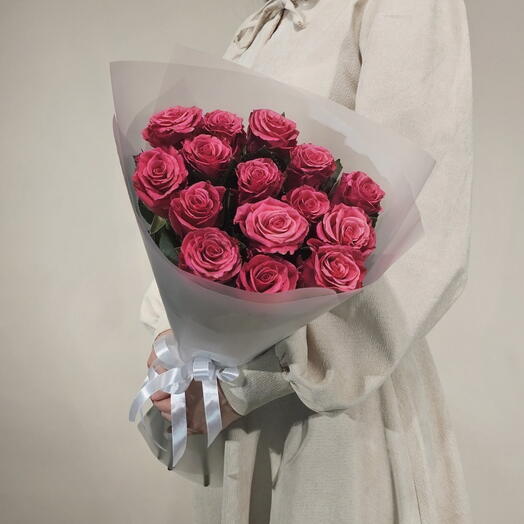 Малиновые розы букет 15 шт les fleur (В0144)