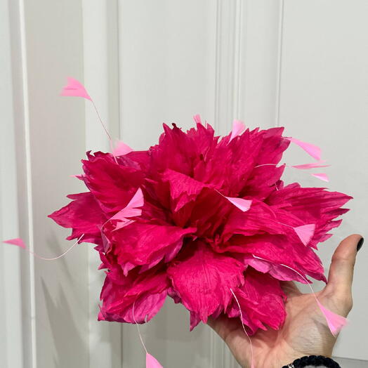 Брошь из текстиля «OSSIPETALUM PENNA | FUCSIA| L»