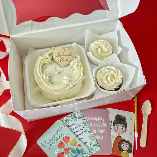 Бенто торт и 2 капкейка подарок мамочке на День матери