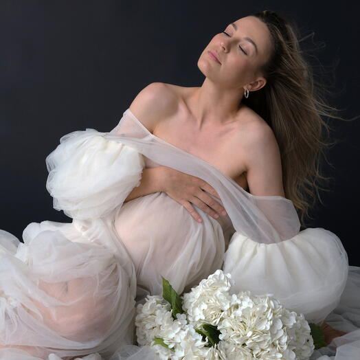 Подарочный сертификат «Фотосессия В ожидании чуда» (3 - 4 часа, От 1 до 2 чел.)