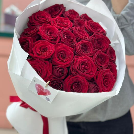 25 красных роз 🌹