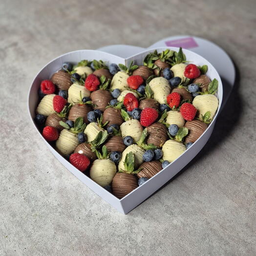 Клубника в шоколаде 🍓🍫