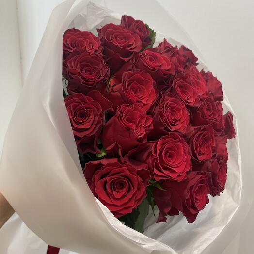 25 красных роз. Акция