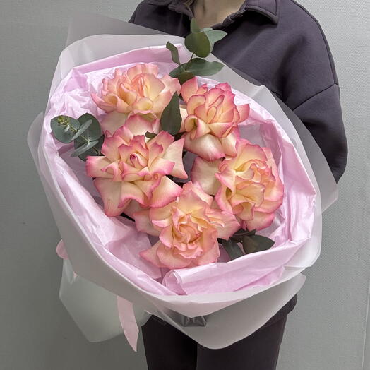 Французские розы с эвкалиптом «Милая моя»