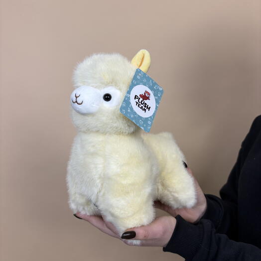 Мягкая игрушка Альпака лимонного цвета