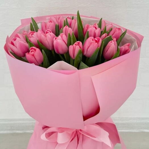 Розовые тюльпаны