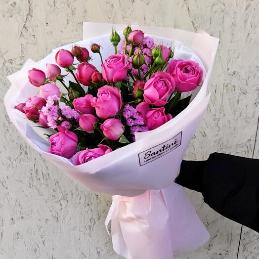 🌸Букет из кустовой розы с добавлением статицы от цветочной студии Сантини
