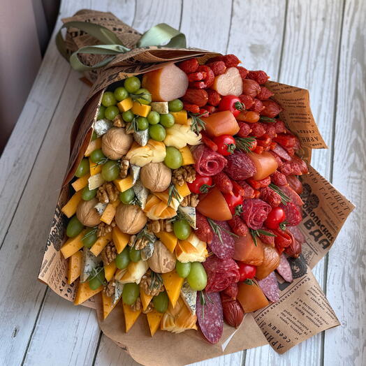 Сырно - мясной букет «Гурман»