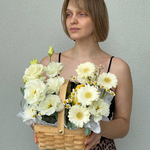 Корзиночка с герберами