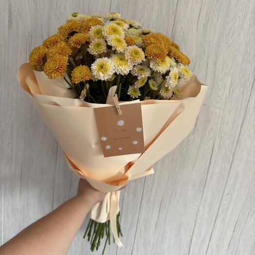Букет из кустовых хризантем