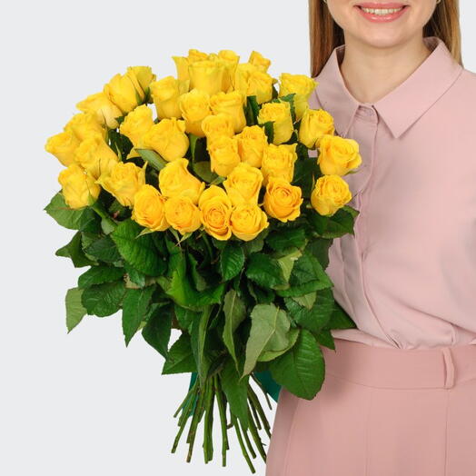 35 жёлтых роз