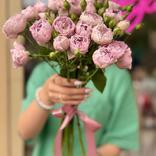Букет из кустовой розы «Лавендер Баблс»🌸
