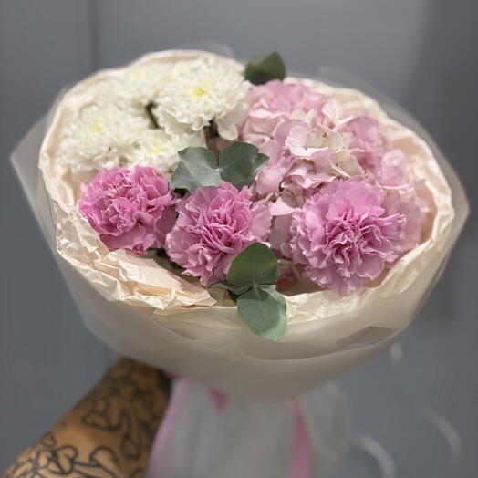 Милейший букет с розовой гортензией 🌸