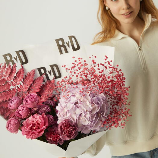 Букет с гортензией и розой Дозен беби 95