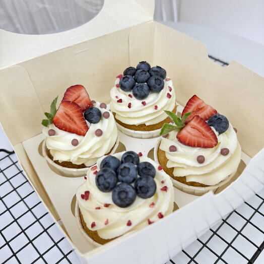 «Ягодное настроение» — Assorted Box | 4 шт