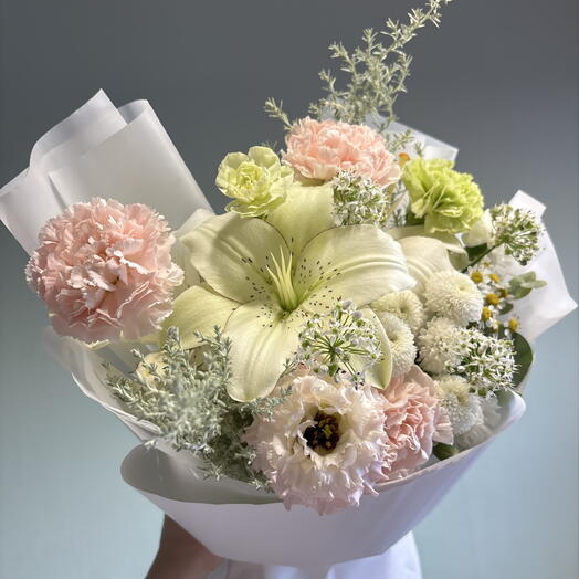 Букет из лилии, диантуса, хризантемы и эустомы🌸💕