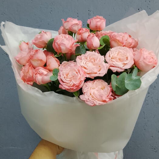 Букет с кустовой розой 🌹