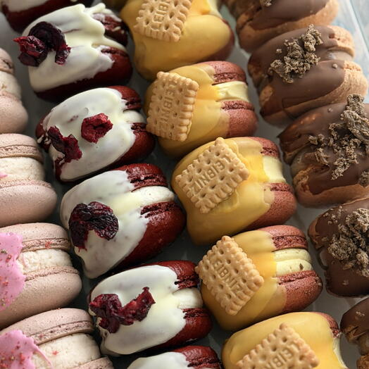 Макарон 12 шт
