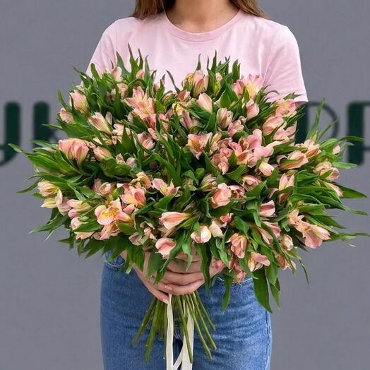 Букет из 25 розовых Альстромерий