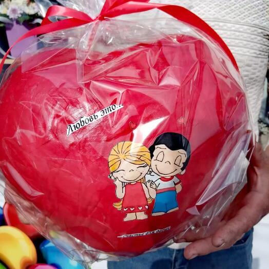 Подарочное сердце Love is