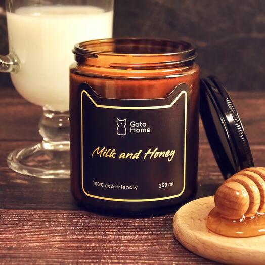 Aromatic candle "Milk and honey", 250 ml