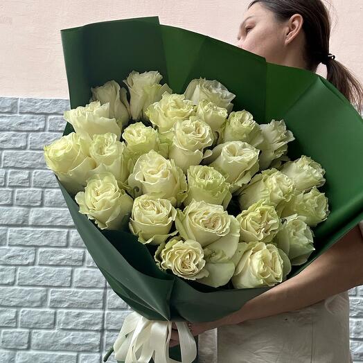 Ramo de 25 rosas blancas Ecuatorianas Premium