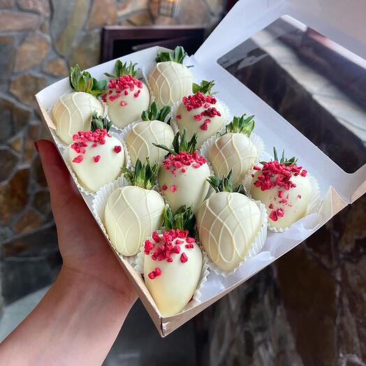 Клубника в белом шоколаде