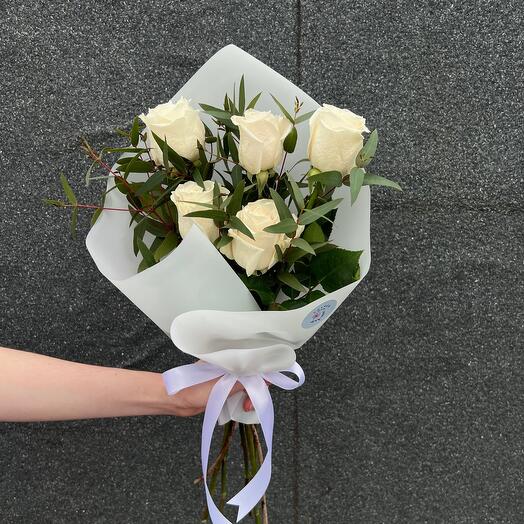 White roses