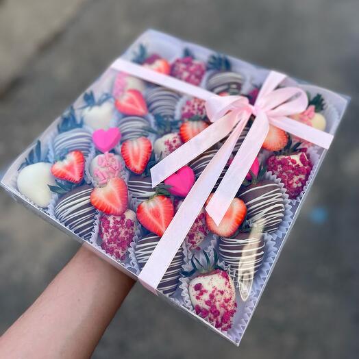 Mega large chocolate-covered strawberry box