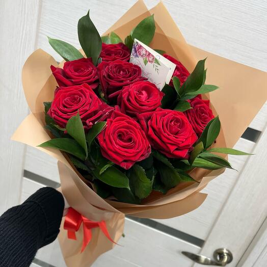 Penélope - 9 rosas con vegetación