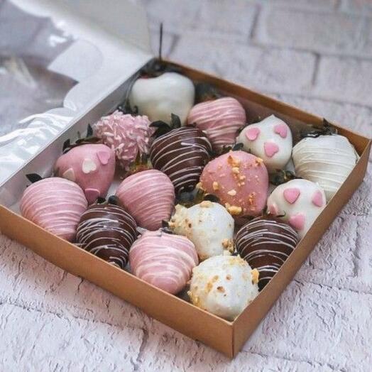 Клубника в шоколаде ассорти