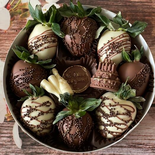 Клубника в шоколаде с днем рождения для мужчины 🍫🍓