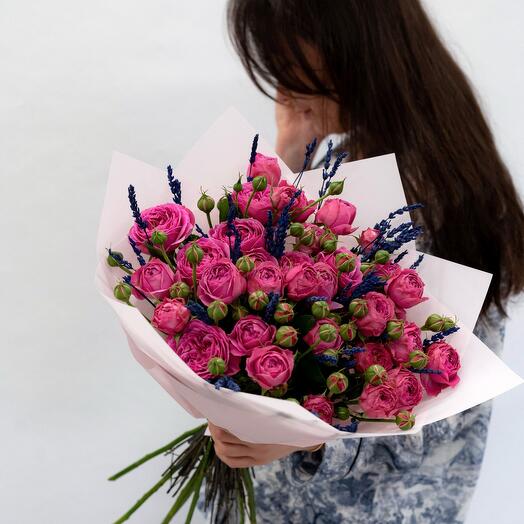 Ramo de peonía rosa arbusto Misty Bubbles con lavanda