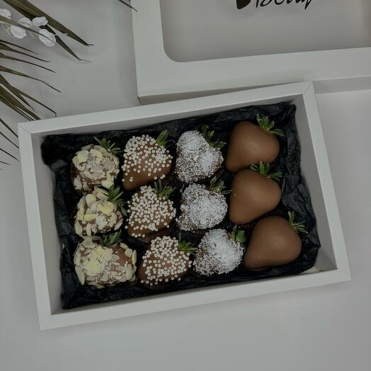 Клубника в шоколаде Box 12