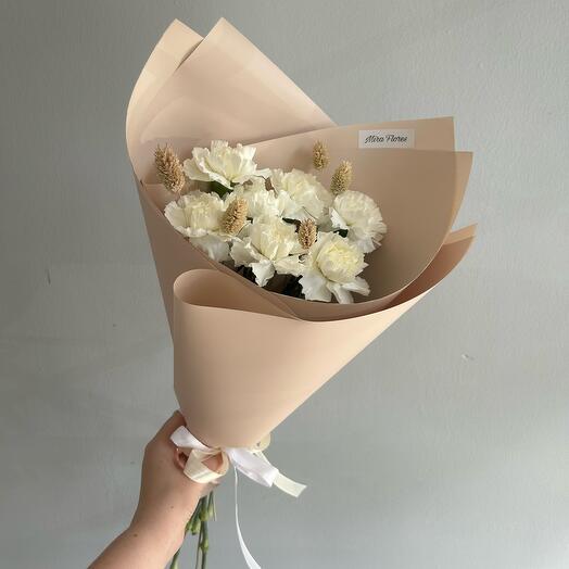 Bouquet of white carnations