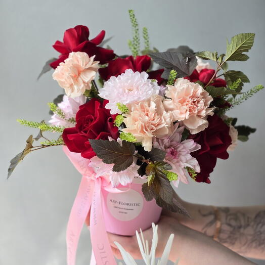 Цветы в коробке "Амброзия"