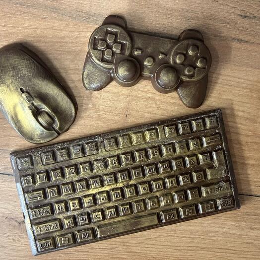 Шоколадная клавиатура мышка геймпад