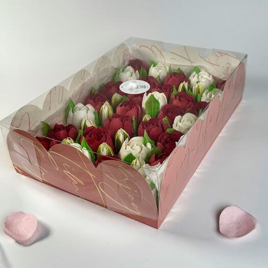 Тюльпаны в коробке 20*30*8