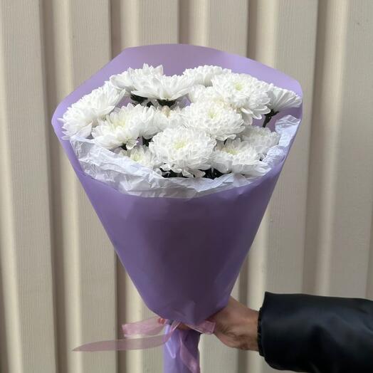 Bouquet of bush chrysanthemums
