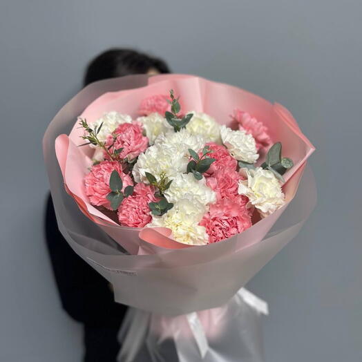 Monobucket of dianthus mix