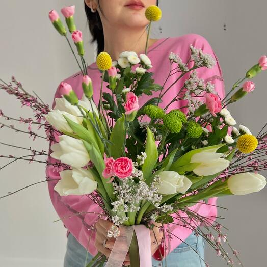Букет SPRING IS COMING - тюльпаны_гениста_гвоздика_хризантема и лимониум