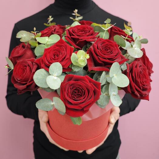 15 роз в шляпной коробке 🌹