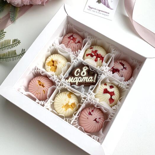 Подарок на 8 марта