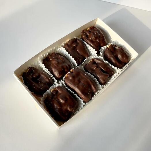 Королевские финики в темном шоколаде