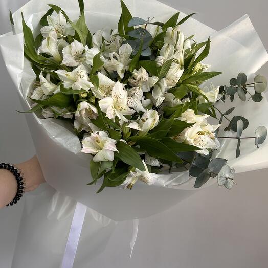 Букет из белой альстромерии🌸