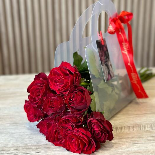 Rosa en el bolso