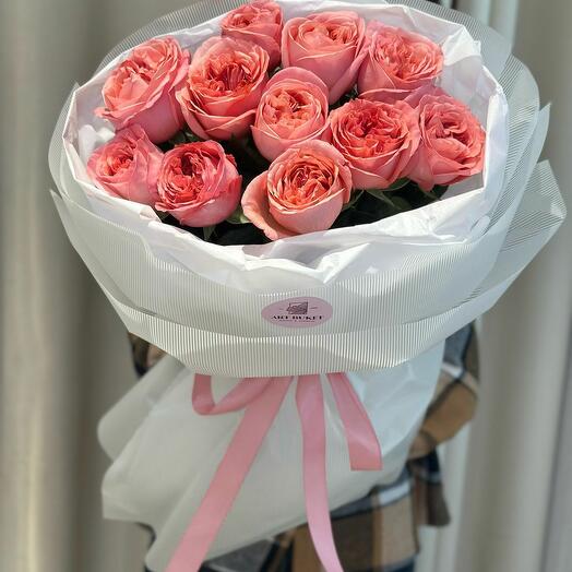 Букет из пионовидных роз