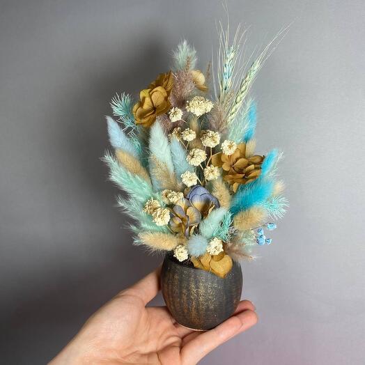 Милая композиция в голубых оттенках